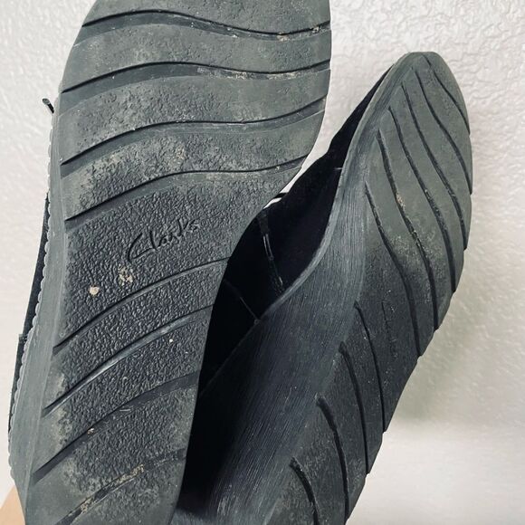 Clarks Collection Black Suede Lace-Up Ankle Boots 10 - Picture 6 of 9